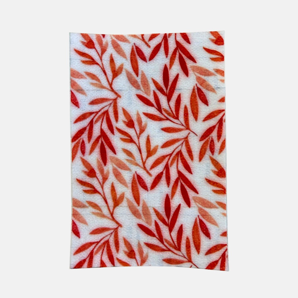Sonde en plâtre, feuilles d'automne rouges.